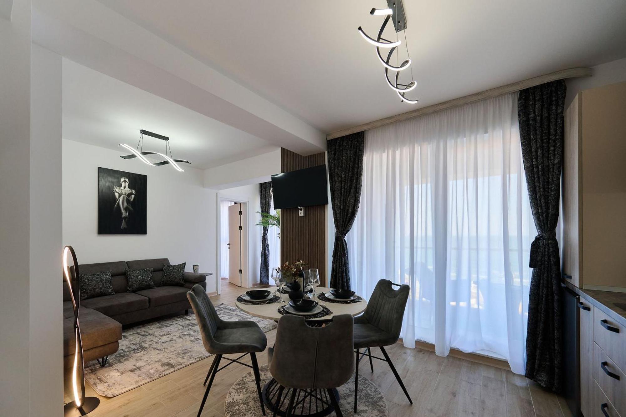 Alma Apartment In Infinity Beach Resort - Parking Mamaia Kültér fotó